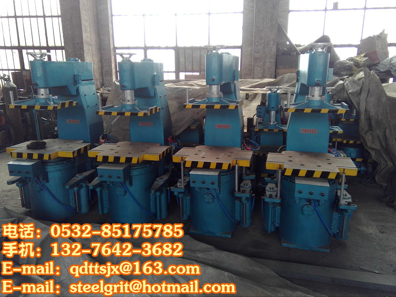 Molding machine sent to Russia.jpg